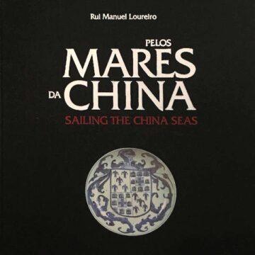 Pelos mares da China