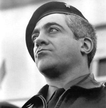 Carvalho, Otelo Saraiva, Alvorada em Abril, Lisboa: Bertrand, 1977