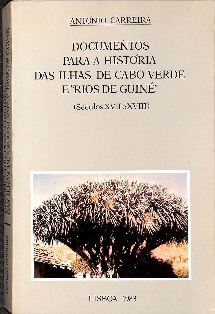 Capa de livro com dragoeiro na ilha de Santiago em Cabo Verde