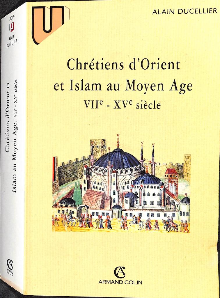 Capa de livro com imagem de Istambul, Igreja de Santa Sofia transformada em mesquita.
